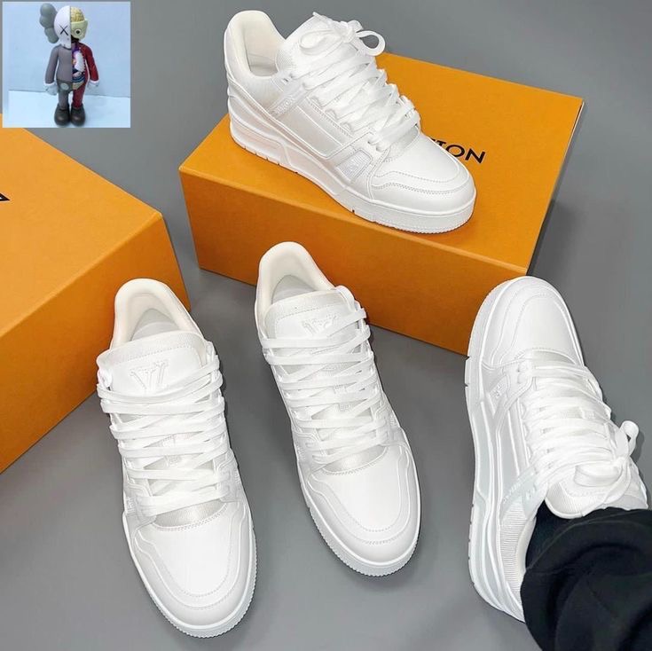 Louis Vuitton Trainer White