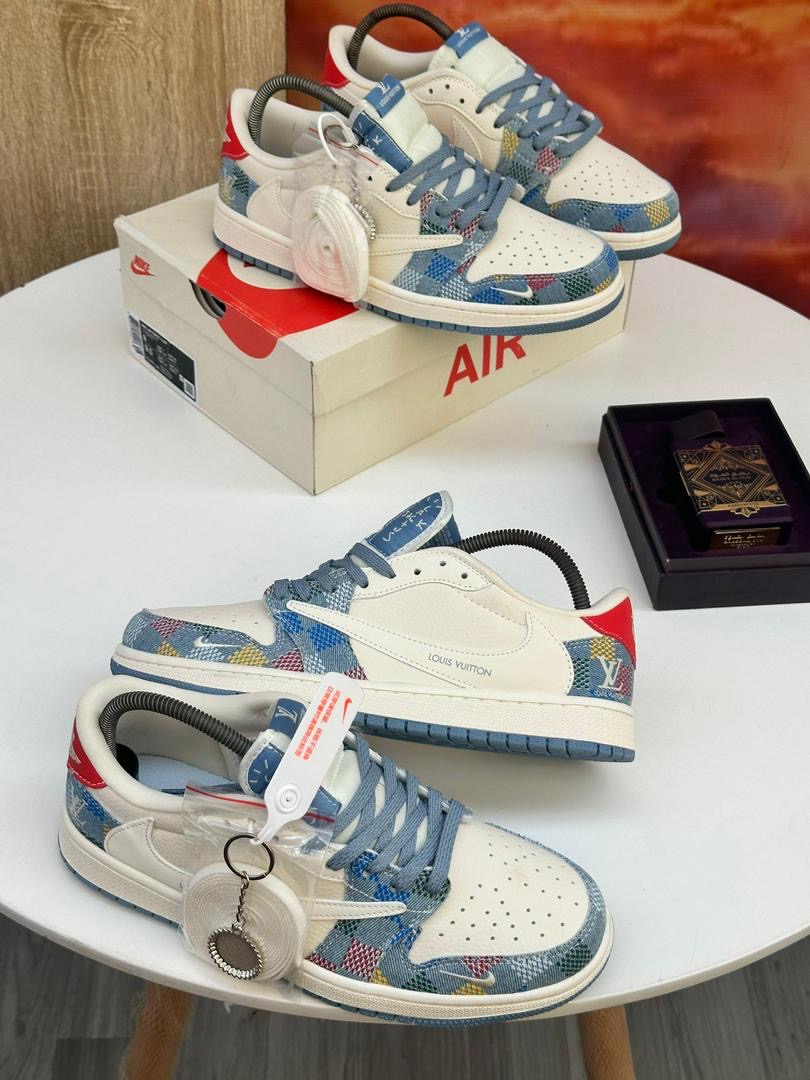 Louis Vuitton x Nike Dunk Low “Monogram Patchwork”